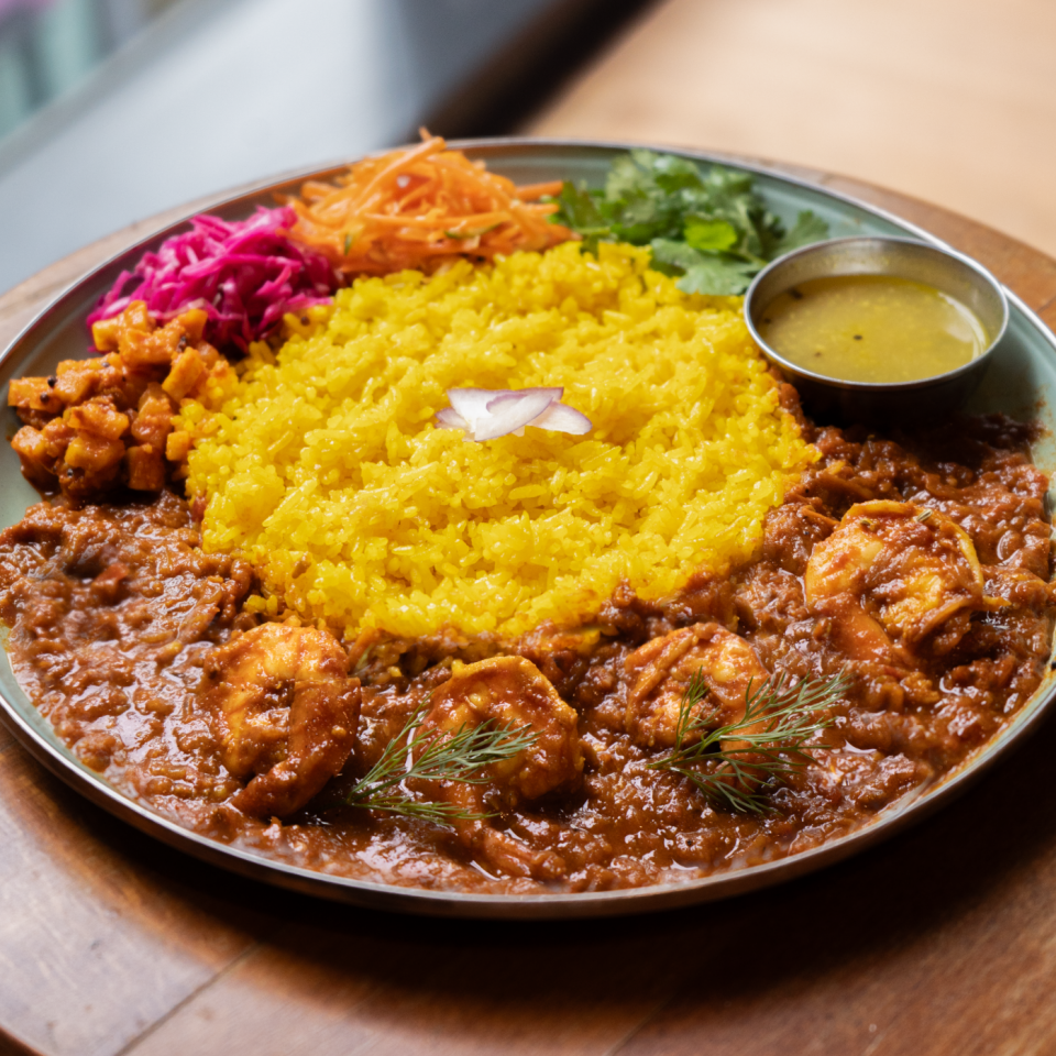 ★New Menu★ Tipsy Tiger Spicy Rice Restaurant's "Luxurious Shrimp Tomato Curry" Fennel-scented tomato curry with chunks of luxurious shrimp. The spiciness and deliciousness spread throughout your mouth♪